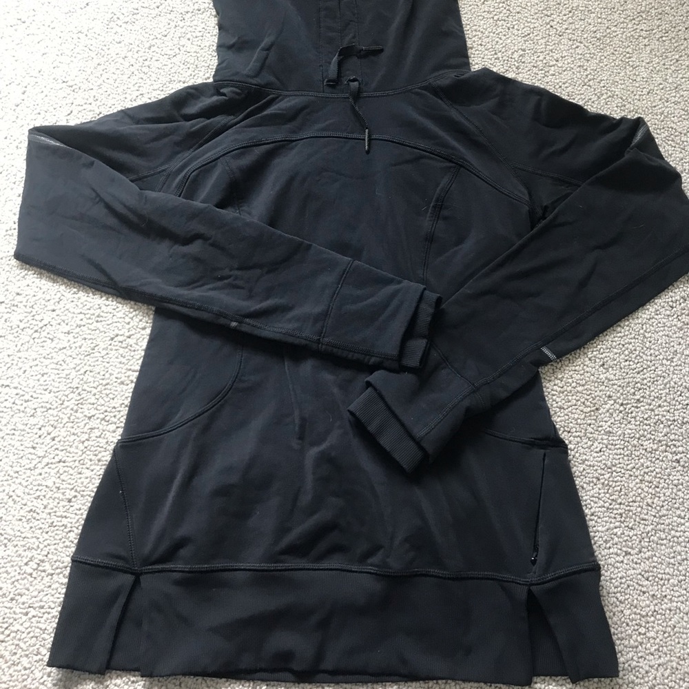 Lululemon Pull-Over